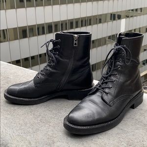 Coach LAST CHANCE B4 IT GOES TO CONSIGNMENT